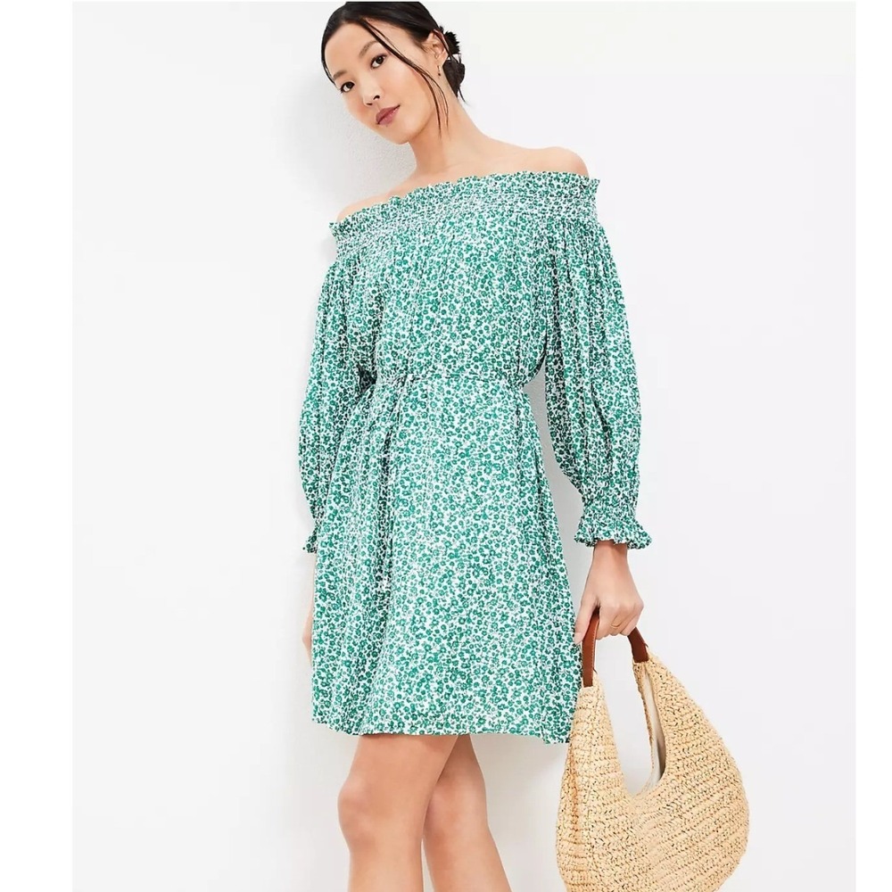 Loft Shift Dress Womens Large Green‎ White Floral Smocked Off The Shoulder Lined